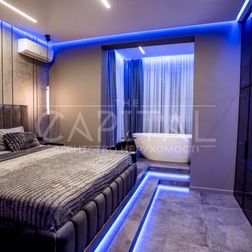 Лесі Українки бульв., 7-В