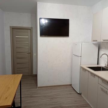 Академіка Сахарова вул., 16