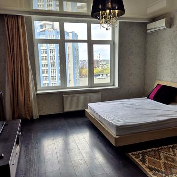 Дніпровська набережна вул., 26-К