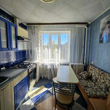 Єнтузіастів, 6а