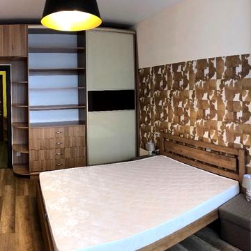 Олексія Вадатурського вул. (Маршала Малиновського), 53-А