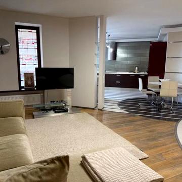 Голосіївська вул., 13-Б