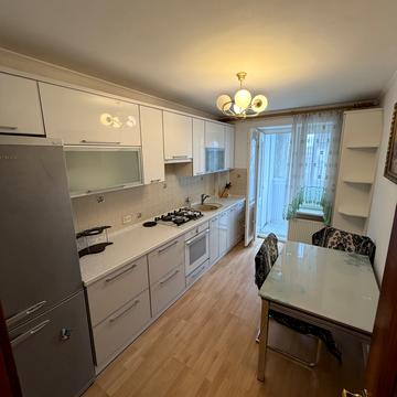 Млинарська вул., 50