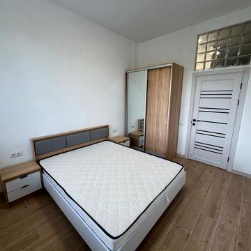 Нововокзальна вул., 69