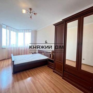 Петра Григоренка просп., 20