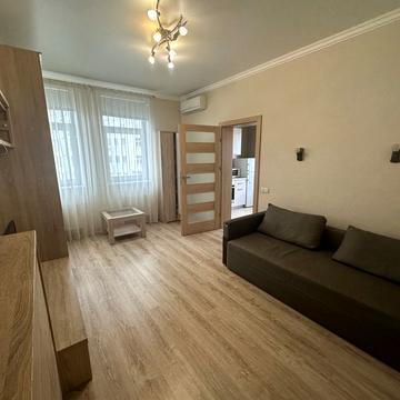 Миколи Міхновського бульв. (Дружби народів), 14-16