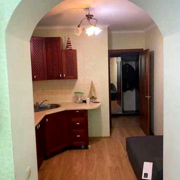 Боголюбова вул., 18