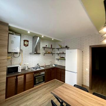 Уляни Кравченко вул., 8