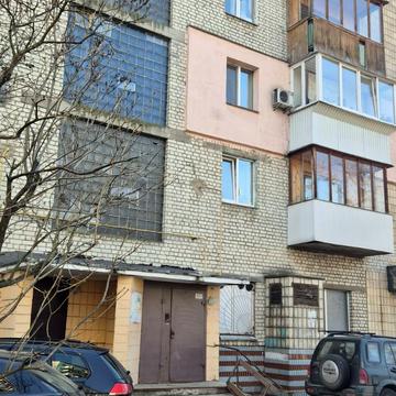 Новопирогівська вул., 31