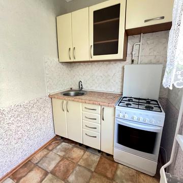 Олександра Махова вул. (Жолудєва), 1-А