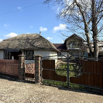 Лесі Українки, 39