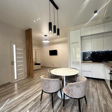 Паркова вул., 2/2