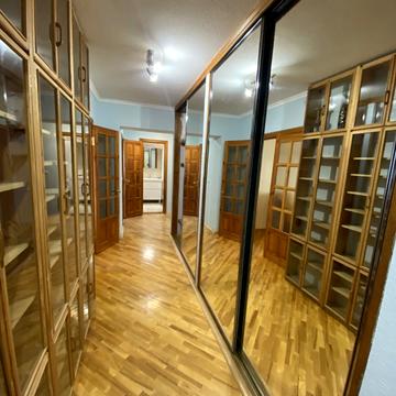 Андрія Верхогляда вул. (Михайла Драгомирова), 2