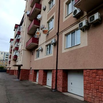 Івана Франка вул., 1-В