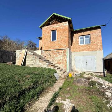 Панаса Мирного вул., 12