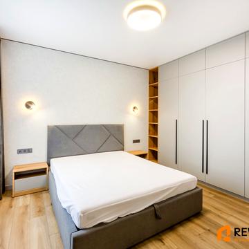 Івана Виговського вул. (Маршала Гречка), 44