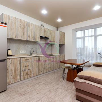 Макогона вул., 32