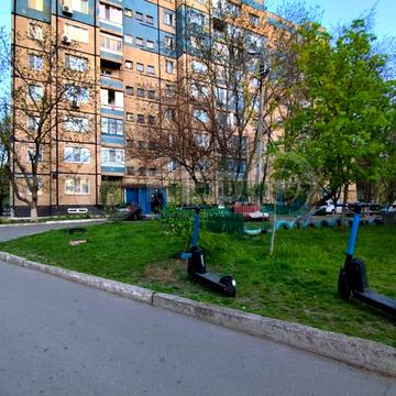 Гірницький мікрорайон  (5-й мікрорайон), 49