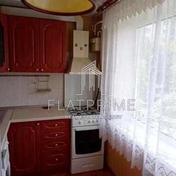 Дарницький бульв., 15