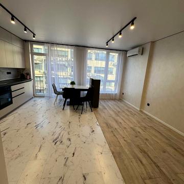 Євгена Коновальця вул., 37-А