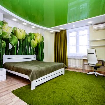 Анни Ахматової вул., 30