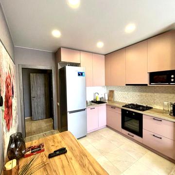 Сімейна вул., 6