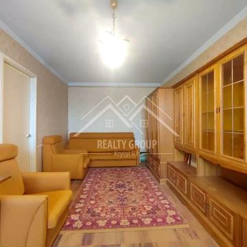 Свято-Миколаївська вул. (Леніна), 20