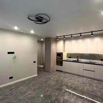 Миру вул., 47