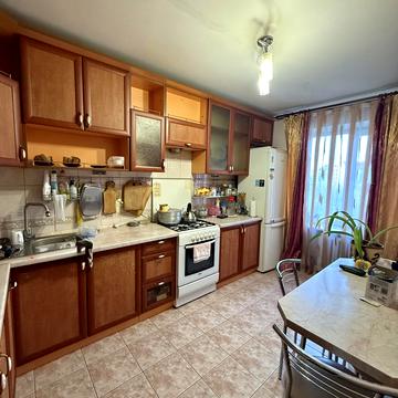 Гетьмана Івана Мазепи вул. (Топольна), 13-А