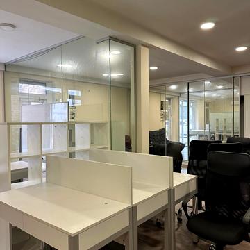 Ланжеронівська вул., 3