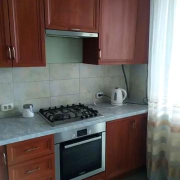 Генерала Миколи Юнаківа вул., 9