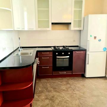 Житня вул., 26