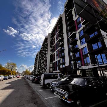 Флотська вул., 10-Б