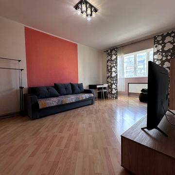 Драгоманова вул., 25