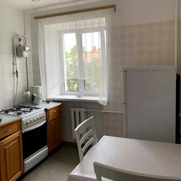 Пастера вул., 4