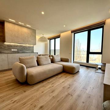 Набережно-Рибальська дорога вул., 3