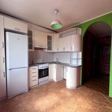 Кулика і Гудачека вул. (Макарова), 54