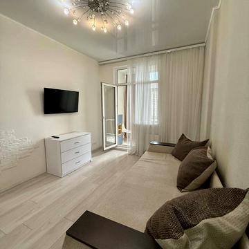 Перлинна вул., 1а