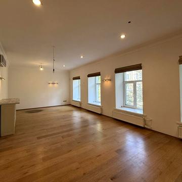 Лютеранська вул., 16