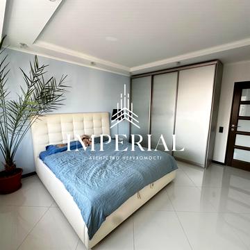 Борщагівська вул., 206