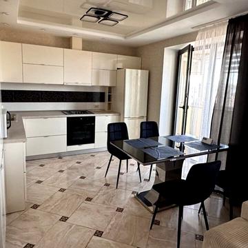 Чорнобрового вул., 13