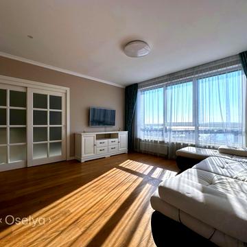 Миколи Бажана просп., 1-А