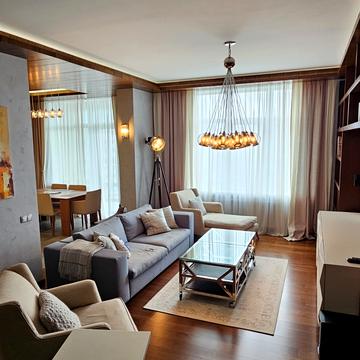 Андрія Верхогляда вул. (Михайла Драгомирова), 7