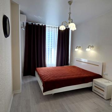 Олени Теліги вул., 25