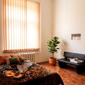 Загорівська вул. (Багговутівська), 32