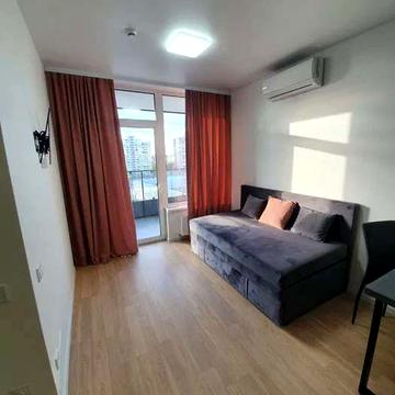 Василя Стуса вул., 35-А