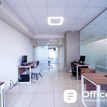 Велика Васильківська вул. (Червоноармійська), 72