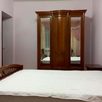 Червоної Калини просп., 64