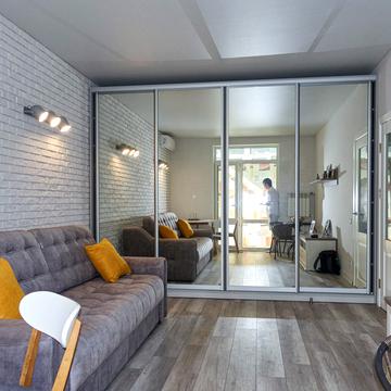 Печерський узвіз, 18