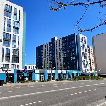 Героїв Дніпра вул., 6